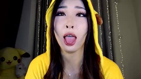 Snapshot of honey_yani chatting on 02.07.26 yani online show from 02.07.26