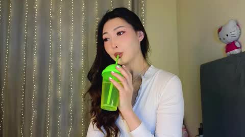 Snapshot of honey_yani chatting on 03.13.26 yani online show from 03.13.26