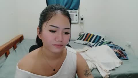 Snapshot of honeyafterdark_ chatting on 06.13.26 HoneyAfterDark online show from 06.13.26