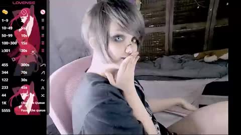 Honey Apple Alaska online show from 11.07.25