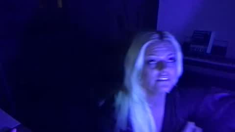 Snapshot of honeybuhnny chatting on 02.27.26 honeybuhnny online show from 02.27.26