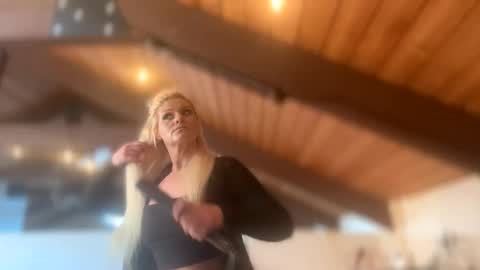 Snapshot of honeybuhnny chatting on 03.03.26 honeybuhnny online show from 03.03.26