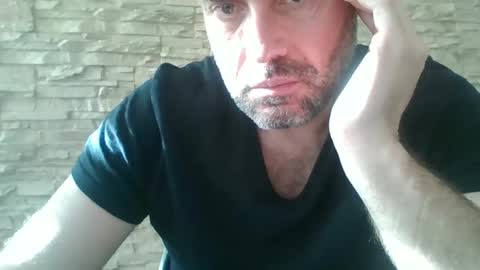 Snapshot of honeydaddyforyou chatting on 12.30.24 honeydaddyforyou online show from 12.30.24