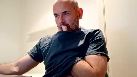 Snapshot of honeydaddyforyou chatting on 02.28.25 honeydaddyforyou online show from 02.28.25