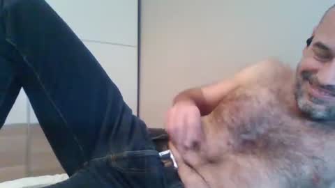Snapshot of honeydaddyforyou chatting on 03.10.25 honeydaddyforyou online show from 03.10.25