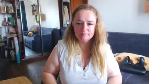 HoneydewMolly online show from 07.01.26