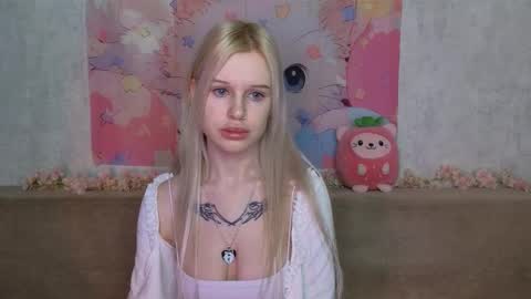 Lisa online show from 01.12.26