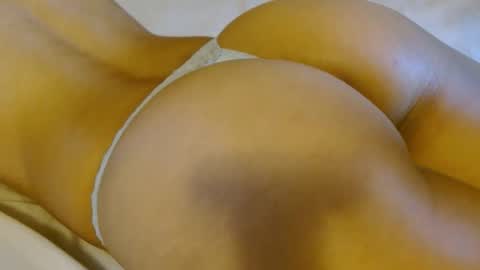 honeygoldenbaddie24 online show from 11.26.25