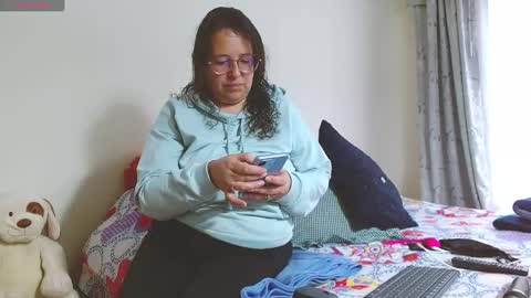 Snapshot of honeyhotpaty chatting on 03.02.25 sofia online show from 03.02.25