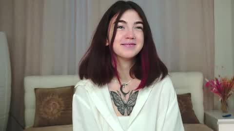 Snapshot of honeykadakia chatting on 11.27.25 Jane online show from 11.27.25