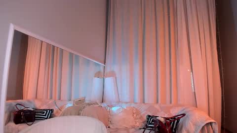 Alexia online show from 03.18.26