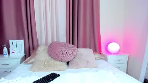 honeymoon_sariel online show from 11.30.25