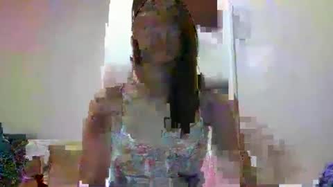 Snapshot of honeytarte chatting on 05.06.26 honeytarte online show from 05.06.26