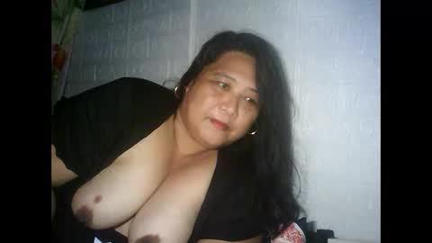 Snapshot of honeyvonz chatting on 03.26.26 Merry online show from 03.26.26