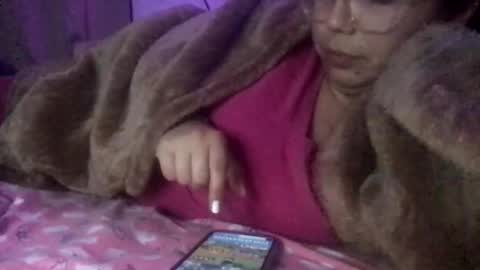 honeyyy89 online show from 11.15.25