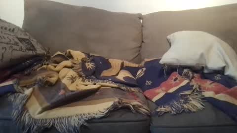 Hooperstud online show from 02.06.25