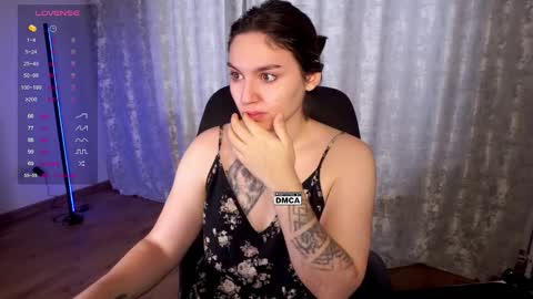 Karina online show from 11.24.25