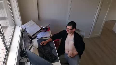 hopefulguy86 online show from 12.22.25