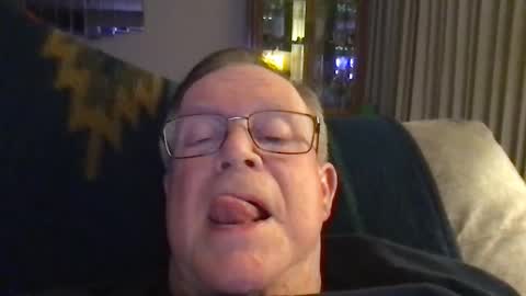 Snapshot of horndog69b chatting on 04.26.26 horndog online show from 04.26.26