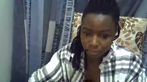 Leila online show from 03.26.26