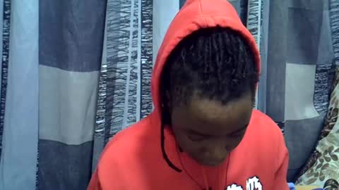 Snapshot of horny_baddie18 chatting on 06.21.26 Leila online show from 06.21.26