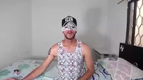 BoyHornyDirty online show from 11.27.25