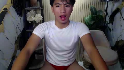 cum boy james online show from 04.18.26