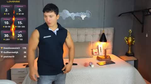 horny_nick18 online show from 10.02.25