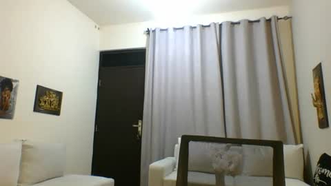Snapshot of horny_princcess chatting on 06.14.26 horny_princcess online show from 06.14.26
