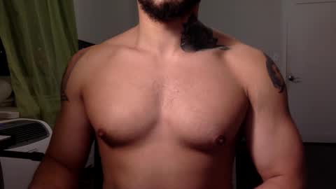 Snapshot of hornybbcxx chatting on 12.22.24 hornybbcxx online show from 12.22.24