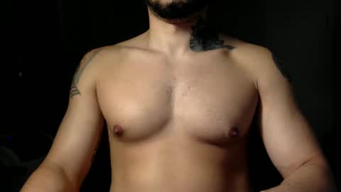 Snapshot of hornybbcxx chatting on 01.15.25 hornybbcxx online show from 01.15.25