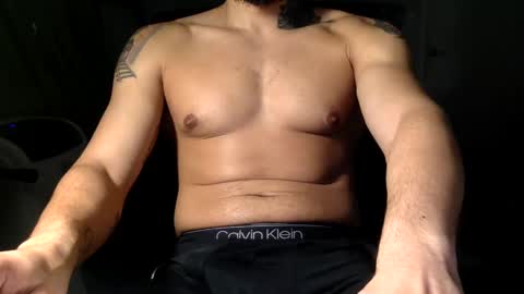 Snapshot of hornybbcxx chatting on 01.20.25 hornybbcxx online show from 01.20.25