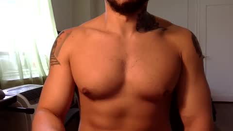 Snapshot of hornybbcxx chatting on 01.21.25 hornybbcxx online show from 01.21.25