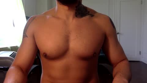 Snapshot of hornybbcxx chatting on 02.19.25 hornybbcxx online show from 02.19.25