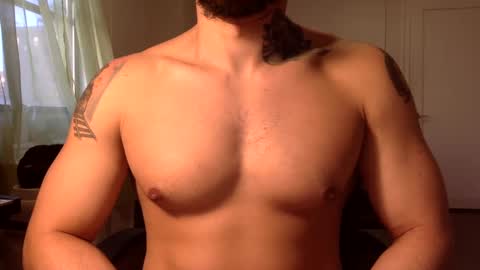 Snapshot of hornybbcxx chatting on 02.19.25 hornybbcxx online show from 02.19.25