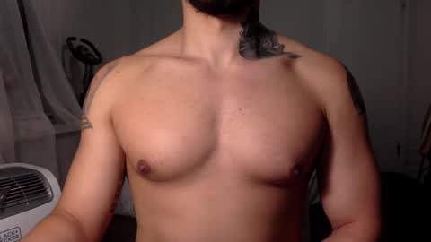 Snapshot of hornybbcxx chatting on 12.01.25 hornybbcxx online show from 12.01.25