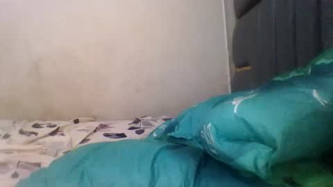 Snapshot of hornybella84 chatting on 06.18.26 Bella online show from 06.18.26