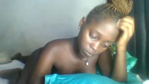 Snapshot of hornybella84 chatting on 06.22.26 Bella online show from 06.22.26