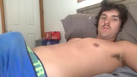 Snapshot of hornyboi186 chatting on 11.17.25 hornyboi186 online show from 11.17.25