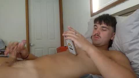 Snapshot of hornyboi186 chatting on 02.14.26 hornyboi186 online show from 02.14.26
