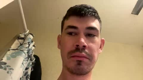 Snapshot of hornyboi2710 chatting on 10.26.25 Justin 7 inches online show from 10.26.25