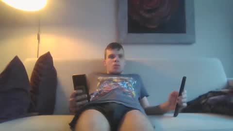 Snapshot of hornyboyivar chatting on 10.20.25 hornyboyivar online show from 10.20.25