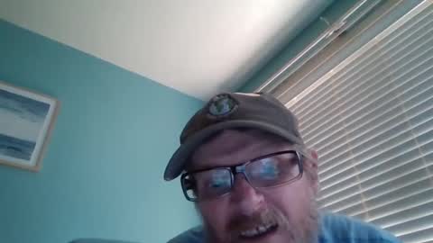 Snapshot of hornyd7711 chatting on 10.04.25 hornyd7711 online show from 10.04.25