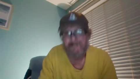 Snapshot of hornyd7711 chatting on 10.19.25 hornyd7711 online show from 10.19.25