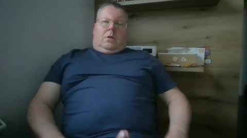 Snapshot of hornydick874303 chatting on 12.12.24 Meikelmeier online show from 12.12.24