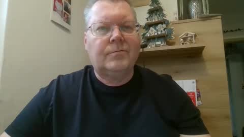 Snapshot of hornydick874303 chatting on 12.29.24 Meikelmeier online show from 12.29.24