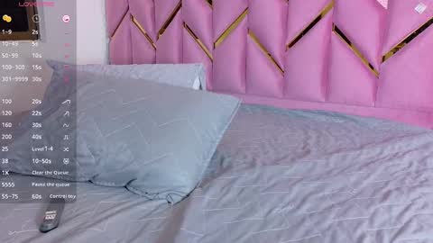 Valentina  online show from 09.14.25