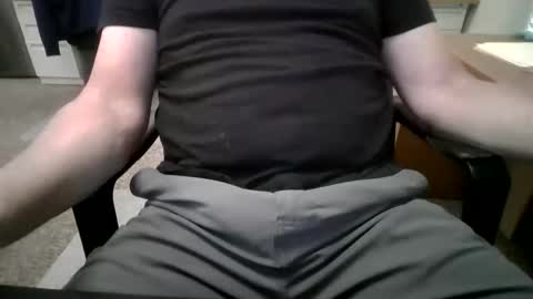 Snapshot of hornyhubby1001 chatting on 06.05.26 hornyhubby1001 online show from 06.05.26