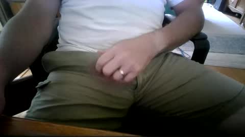 Snapshot of hornyhubby1001 chatting on 06.13.26 hornyhubby1001 online show from 06.13.26