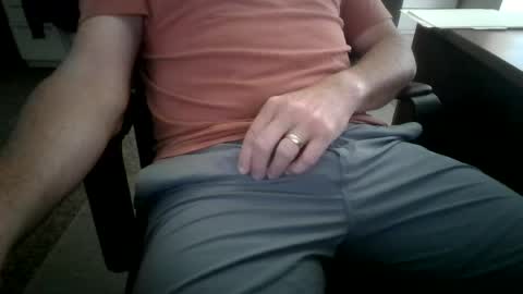 Snapshot of hornyhubby1001 chatting on 07.13.26 hornyhubby1001 online show from 07.13.26